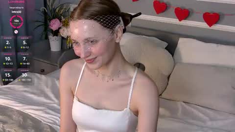 Emma online show from 06-19-26, 06:51