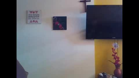 EmmaSplycer online show from 05-07-26, 07:08