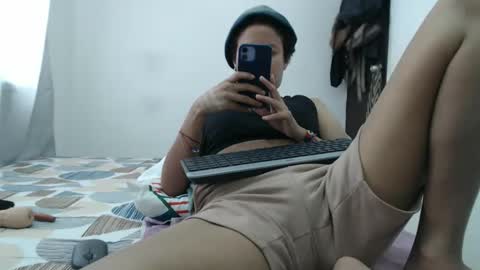 emmasweet95 online show from 02-23-26, 06:05