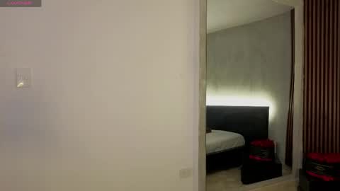 emmi_collins online show from 05-01-26, 08:24