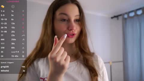 Aurora online show from 03-06-26, 08:22