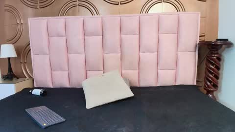 Emmily keller online show from 01-19-26, 01:48