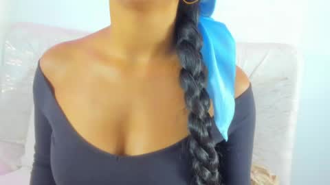 EMMILY online show from 05-18-26, 03:40