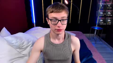 Snapshot of emmit_barker chatting on 07-15-26, 08:58 Emmit online show from 07-15-26, 08:58
