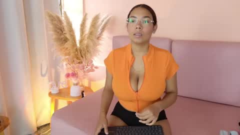 Emmy and Luna  online show from 05-28-26, 12:35