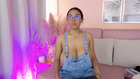Emmy and Luna  online show from 07-02-26, 12:33