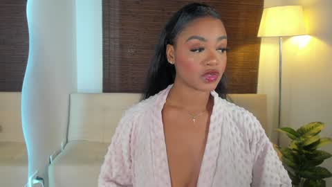 Snapshot of emmy_jacksson chatting on 01-25-25, 12:06 emmy_jacksson online show from 01-25-25, 12:06