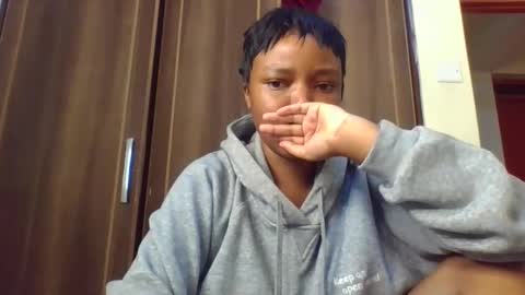 Snapshot of empressvee25 chatting on 03-09-26, 09:30 empress online show from 03-09-26, 09:30