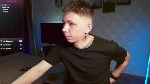 emveeboy96 online show from 05-18-26, 08:47
