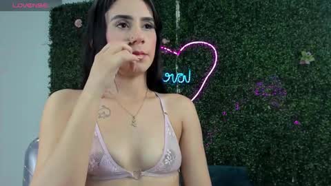 Emy online show from 02-08-26, 07:28