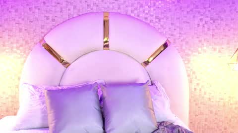 Emy  online show from 04-17-26, 11:35