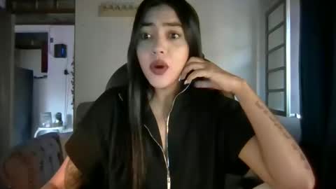 Snapshot of emylilopez chatting on 12-01-25, 10:26 emyli lopez online show from 12-01-25, 10:26