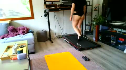 emyxxl online show from 06-12-26, 12:48