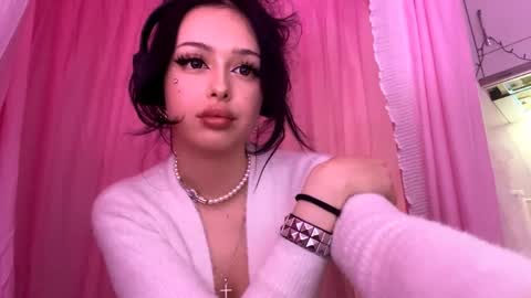  Paige   1st day here 3 online show from 04-23-26, 04:31