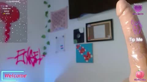 Snapshot of engel20042001 chatting on 12-01-25, 12:15 engel20042001 online show from 12-01-25, 12:15