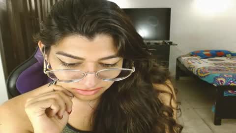 Snapshot of engiel_phoenix chatting on 06-11-26, 02:33 Engiel phoenix instagram engiel 13 online show from 06-11-26, 02:33