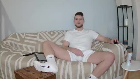 Englishladxxx online show from 04-05-26, 08:39