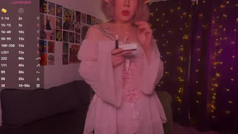 Snapshot of enjoyce chatting on 05-27-26, 10:56 Joyce online show from 05-27-26, 10:56