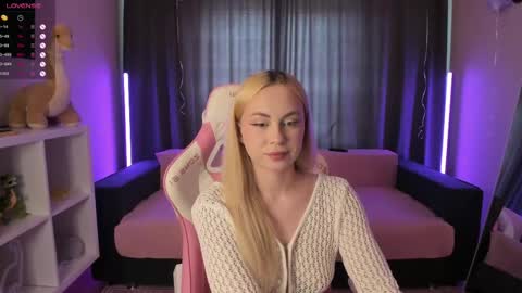 Maria and James online show from 05-06-26, 12:54