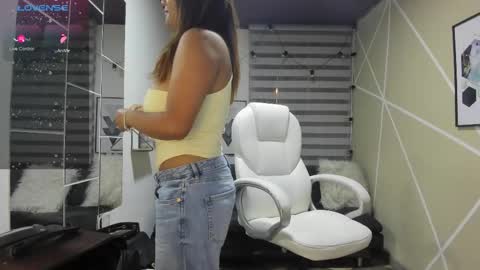 Enma clark online show from 03-24-26, 03:33