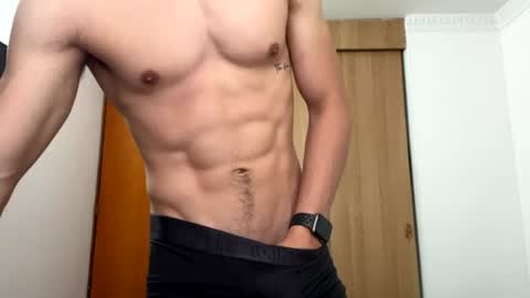 Snapshot of enzo_savage chatting on 06-29-26, 11:43 enzo_savage online show from 06-29-26, 11:43