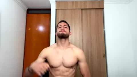 Snapshot of enzo_savage chatting on 07-17-26, 11:39 enzo_savage online show from 07-17-26, 11:39