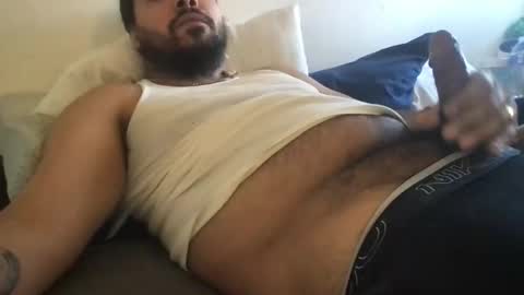 Snapshot of epicnutsz chatting on 01-27-25, 05:04 epicstrokesz online show from 01-27-25, 05:04