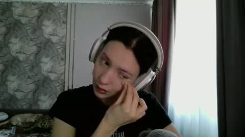 Snapshot of epifaniapaolino chatting on 02-22-26, 09:41 Lucy NEXT STREAM January 5 HNY online show from 02-22-26, 09:41