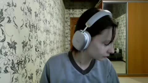 Snapshot of epifaniapaolino chatting on 04-07-26, 09:21 Lucy NEXT STREAM January 5 HNY online show from 04-07-26, 09:21