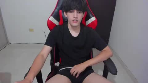 eren_tatakae online show from 04-18-26, 01:20