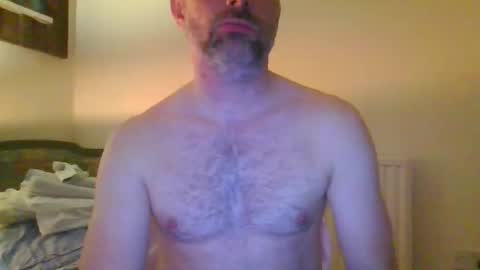 eric334418 online show from 11-01-25, 09:06