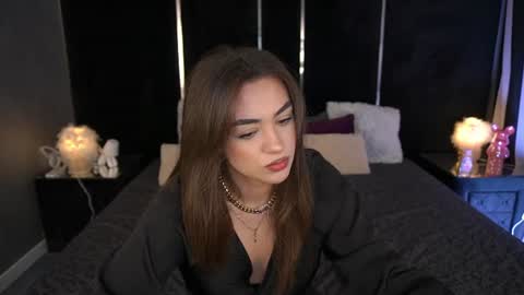 Erica online show from 07-20-26, 06:49