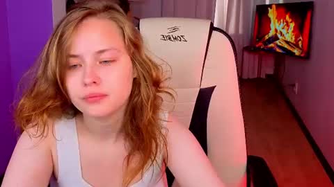Erica online show from 07-29-26, 12:36
