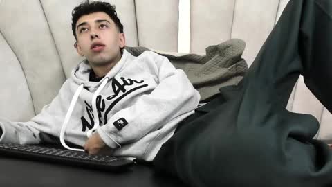 Erick online show from 02-18-25, 01:11