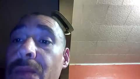 Snapshot of erik15516 chatting on 05-29-26, 02:09 erik15516 online show from 05-29-26, 02:09