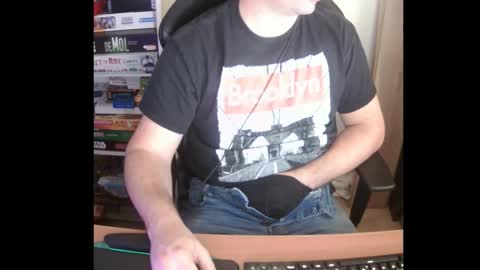 Snapshot of erik_dapper chatting on 11-19-25, 05:13 Erik Dapper online show from 11-19-25, 05:13