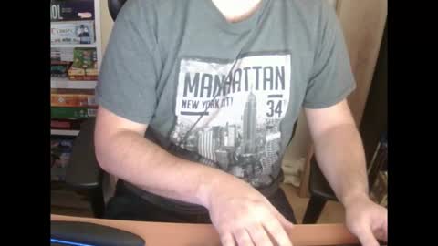 Snapshot of erik_dapper chatting on 11-28-25, 05:04 Erik Dapper online show from 11-28-25, 05:04