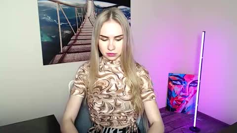 Erika online show from 05-19-26, 12:00