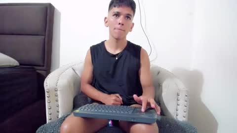 eron_crown online show from 06-04-26, 05:02