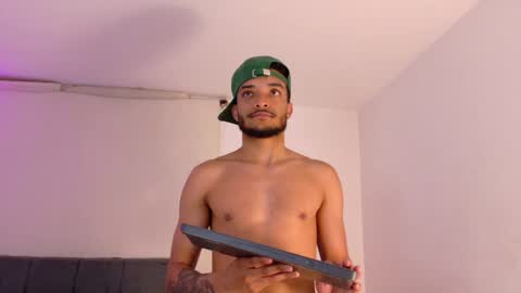 Eros online show from 04-07-26, 12:33