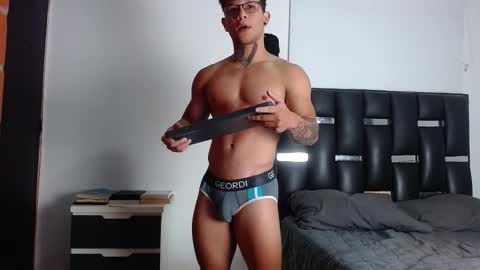 Eros online show from 11-18-25, 06:12