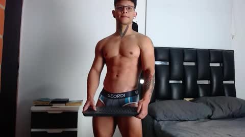 Eros online show from 02-10-26, 12:37