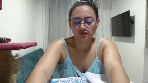 erotic_fusion_ online show from 06-01-26, 12:01