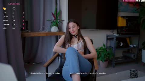 SOFIA  DAMIEN   PVT MODEL online show from 04-15-26, 10:00