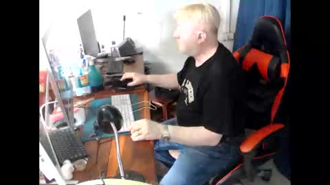 Tom Delaney online show from 05-21-26, 03:02