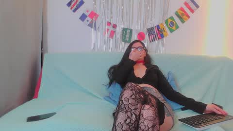 ErzsiDragon online show from 03-29-26, 01:33