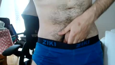 Erzzoo online show from 06-26-26, 02:21