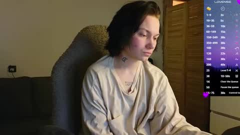 esajukyy online show from 03-11-26, 02:56