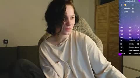 esajukyy online show from 03-12-26, 12:33