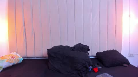 Scarlett online show from 02-19-26, 04:08